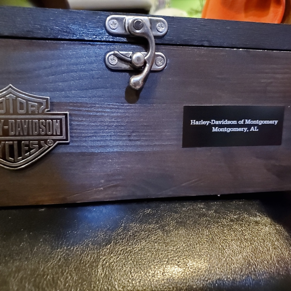 Harley Davidson Memory Box - Picture 2 of 3